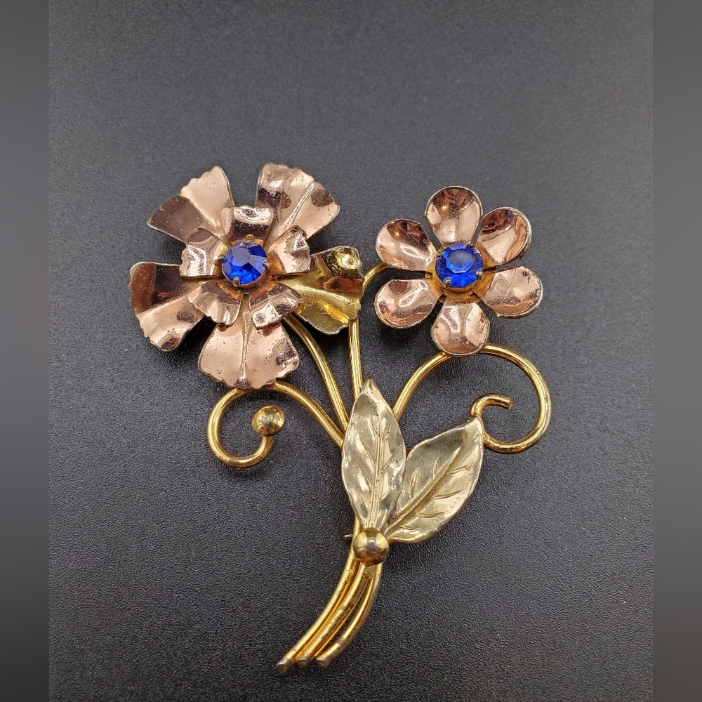 Iskin Sterling Vermeil Floral Brooch